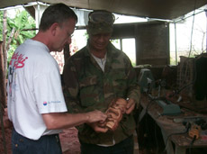 916a.jpg (23448 bytes)